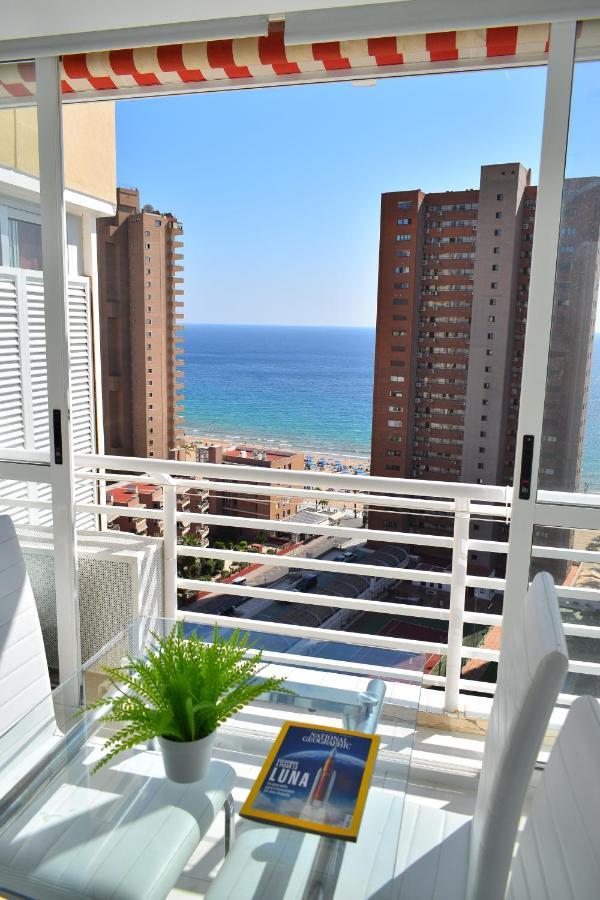 Los Caballos Vip Playa Levante Benidorm Buitenkant foto