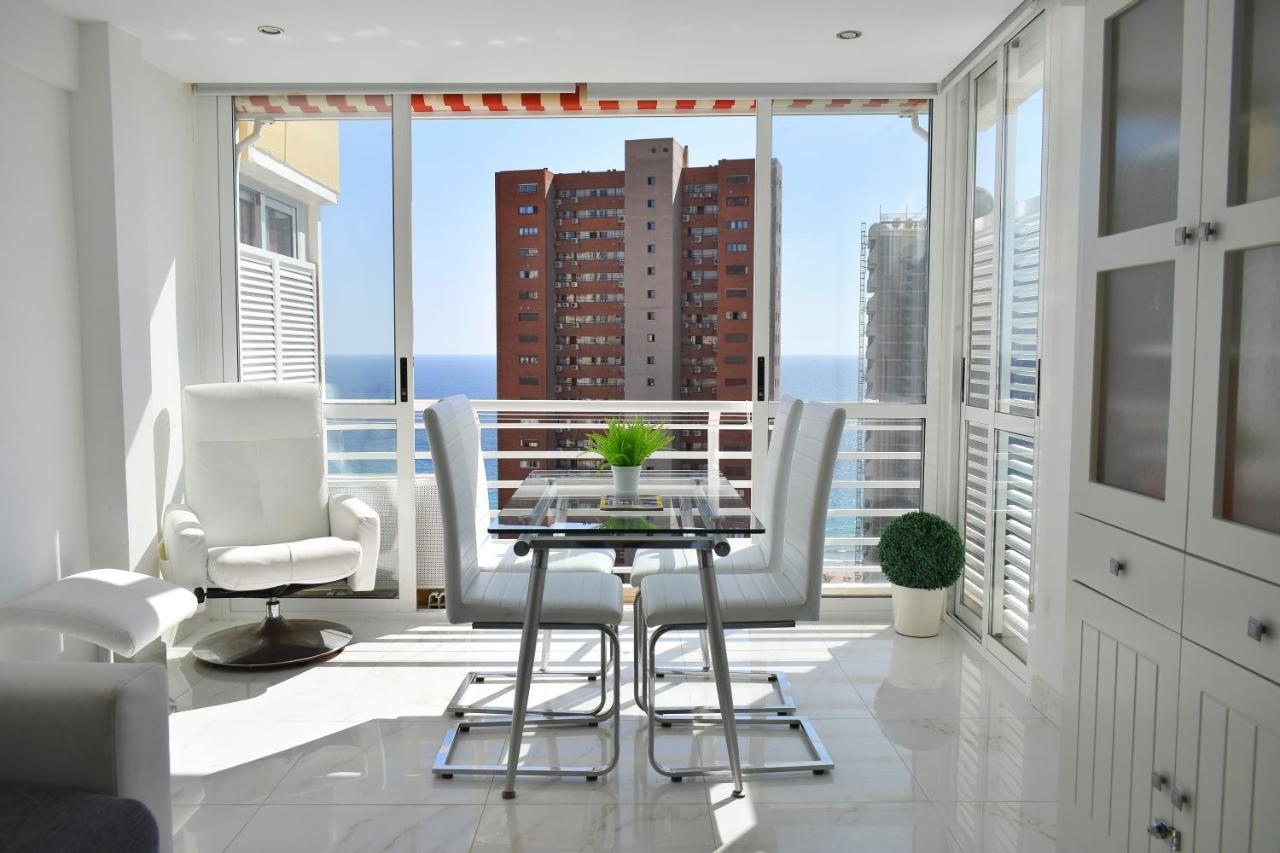 Los Caballos Vip Playa Levante Benidorm Buitenkant foto