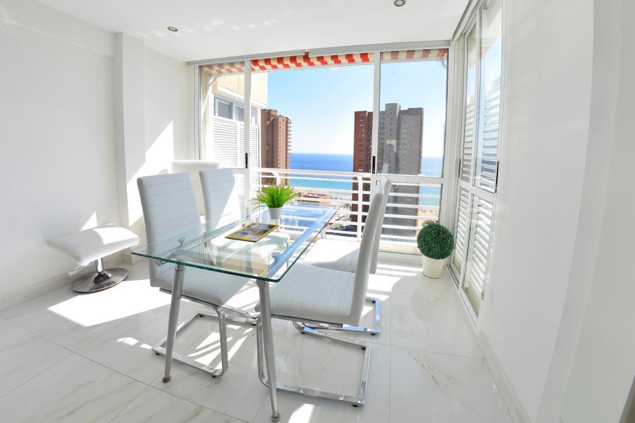 Los Caballos Vip Playa Levante Benidorm Buitenkant foto