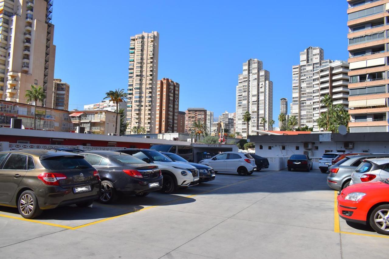 Los Caballos Vip Playa Levante Benidorm Buitenkant foto