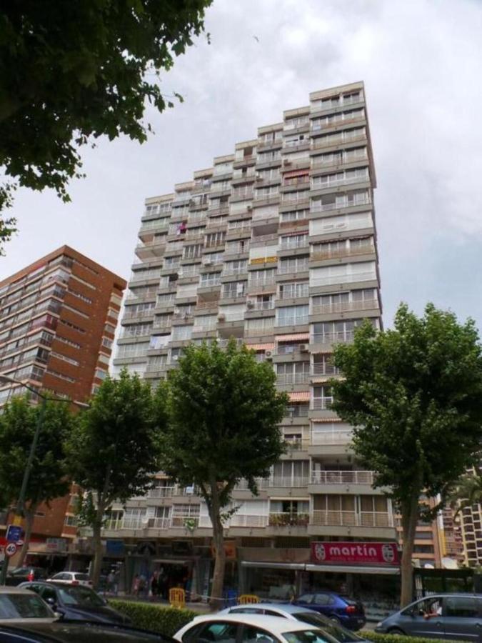 Los Caballos Vip Playa Levante Benidorm Buitenkant foto